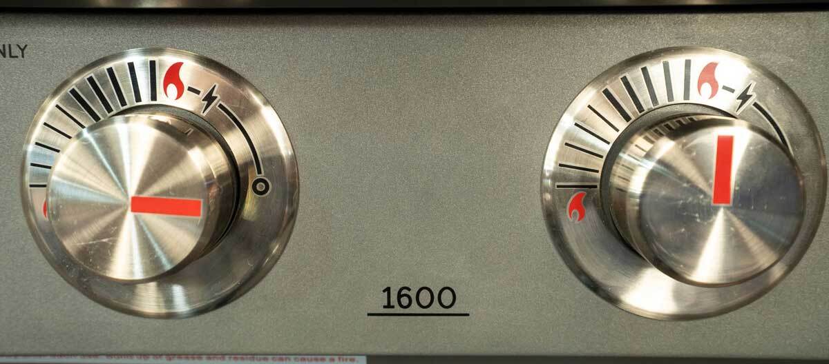 1600 knobs 